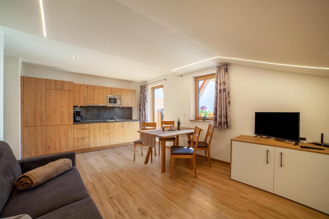 Innergasserhof Ferienwohnung Edelweiss San Martino In Passiria  Exterior foto