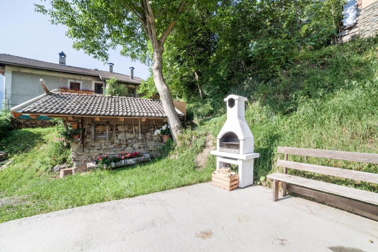 Innergasserhof Ferienwohnung Edelweiss San Martino In Passiria  Exterior foto